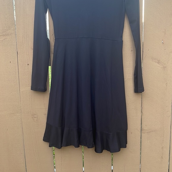 BLACK DRESS! - Picture 5 of 5